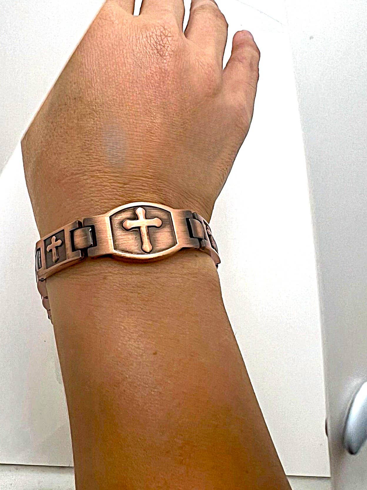 LM 06 Link Copper Cross design Magnetic Bracelet
