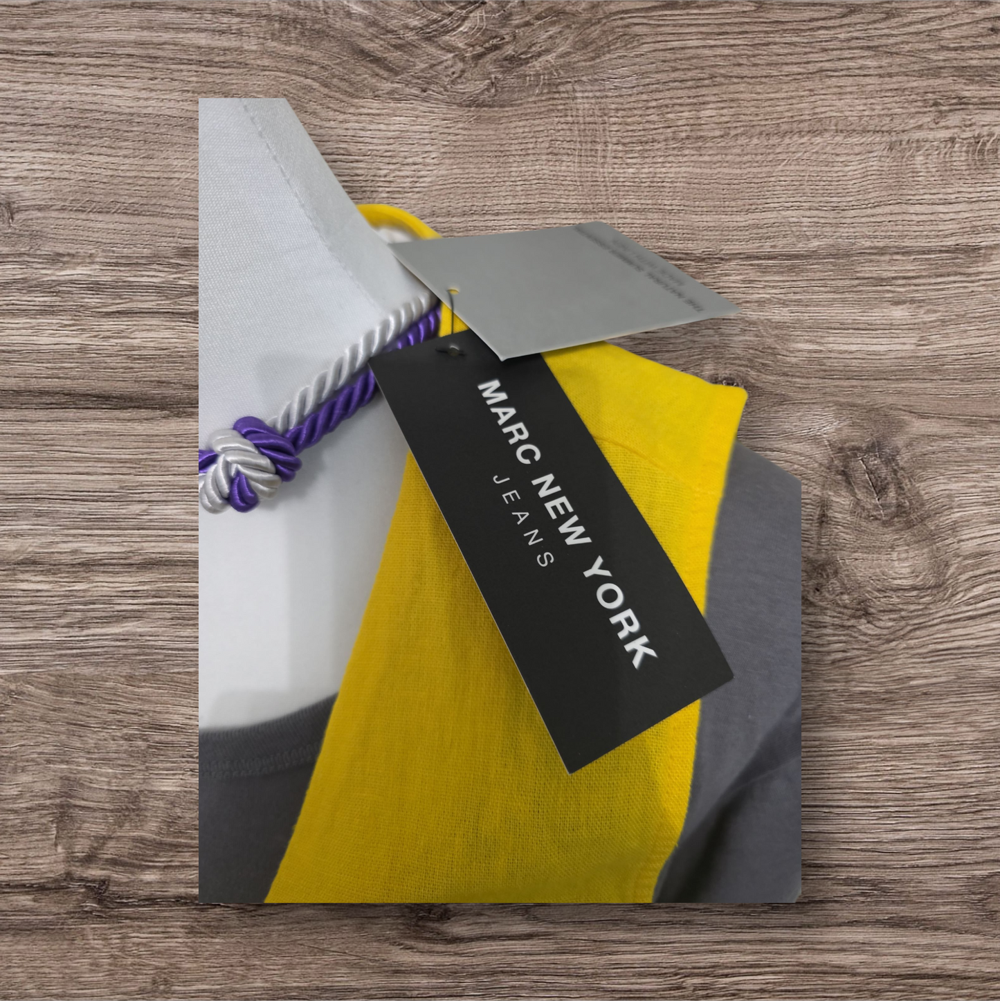 Linen Top with beautiful wooden beads